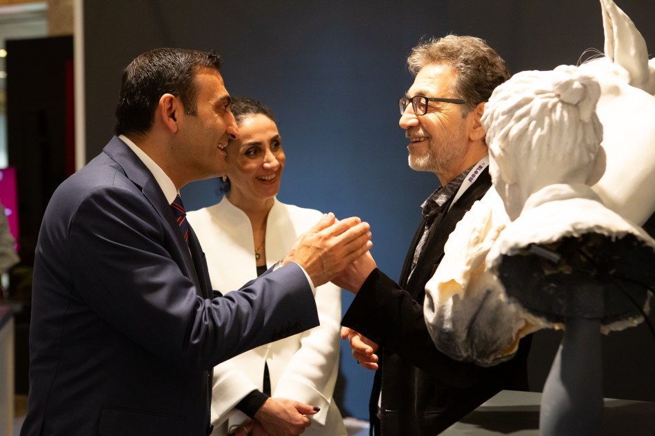 2024/04/1714048354_beyoglu_belediye_bsk._inan_guney_ve_esi_aysen-guney_-_server_demirtas.jpg