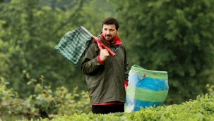 Ünlü şarkıcının köy hayatı: Çay toplayıp, organik ürünler yetiştiriyor