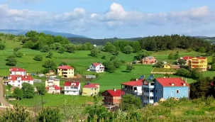 KİM BU CENNET VATANI PARAYA ETTİ FEDA