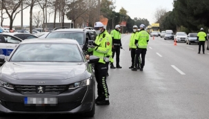 Bayram Yollarında Emniyet Kemeri ve Şerit Disiplini Hayat Kurtarır
