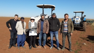 10 bin hektarda tarım yapan Şanlıurfalı kadın çiftçi Nazan Odabaşı'ndan acil mazot ve gübre desteği çağrısı!