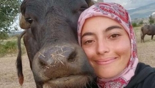 ​​​​​​​Üniversite eğitimini tamamlayan Melike, köyüne geri dönerek manda yetiştiriciliğine yeniden başladı