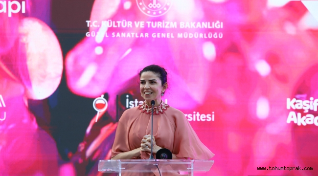 4. İSTANBUL DİJİTAL SANAT FESTİVALİ 2 MAYIS'TA AKM'DE BAŞLIYOR!