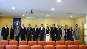 İzmir Valisi Dr. Süleyman Elban EGİAD'ı Ziyareti Etti