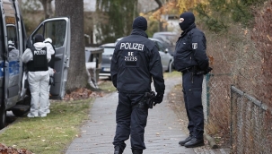 Kaşar peyniri çalan polis meslekten atıldı