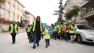 KONYA BÜYÜKŞEHİR ÖĞRENCİLERİN OKULA GÜVENLE GİTMESİ İÇİN "YAYABÜS" PROJESİNİ BAŞLATTI