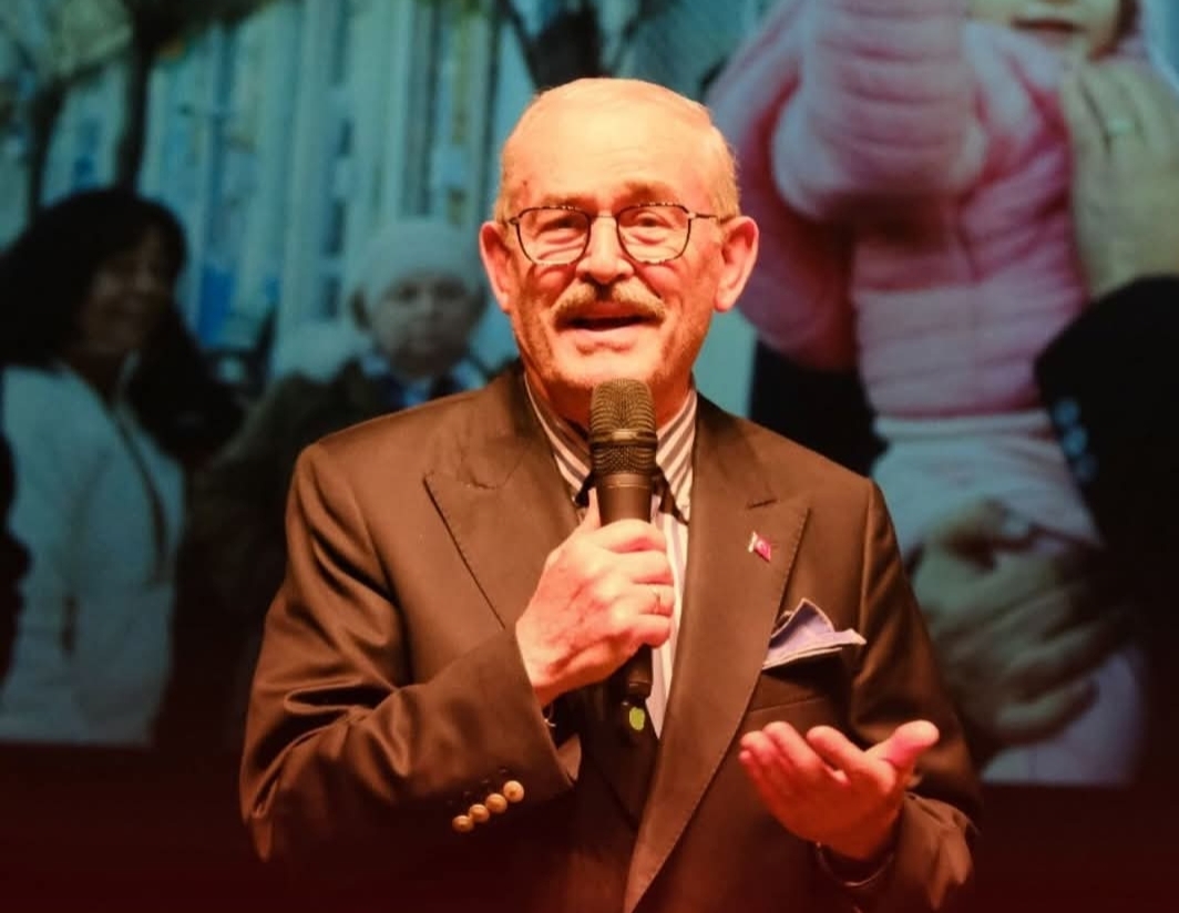 Yılmaz Büyükerşen, bugüne kadar kendisini destekleyen Eskişehirlilere teşekkür etti