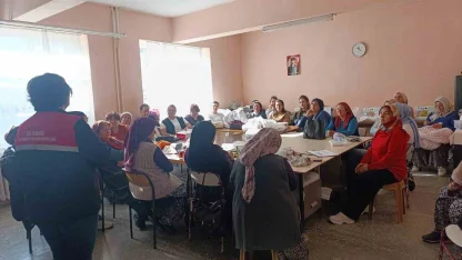 Afyonkarahisar’da 2025 yılında 512 çiftçi toplantısı yapıldı