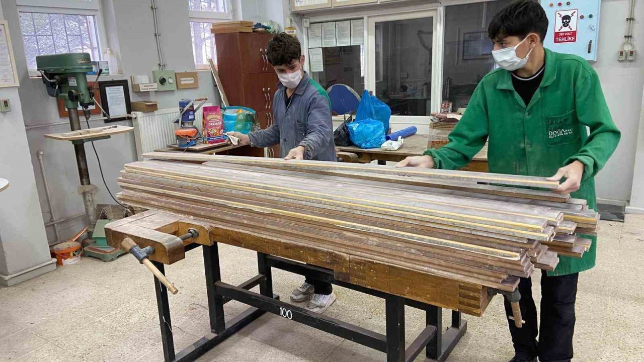 Akdağmadeni Meslek Lisesi hayırda yarışıyor