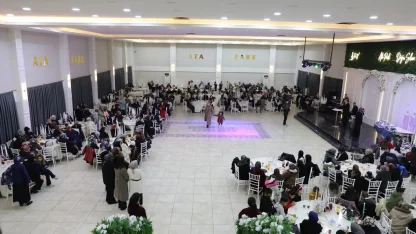 Alaca Belediyesi’nden kadınlara özel gece: Doyasıya eğlendiler