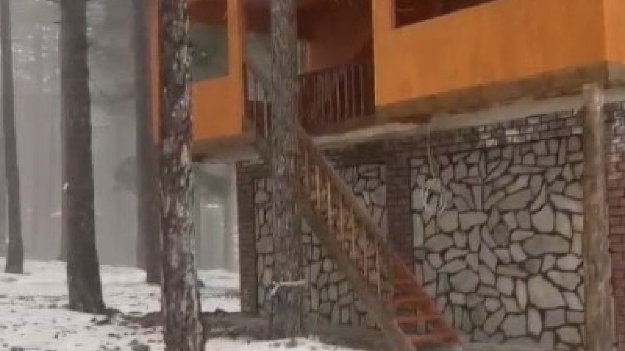 Amanoslar’da kışın ilk habercisi: Zorkun Yaylası beyaza büründü