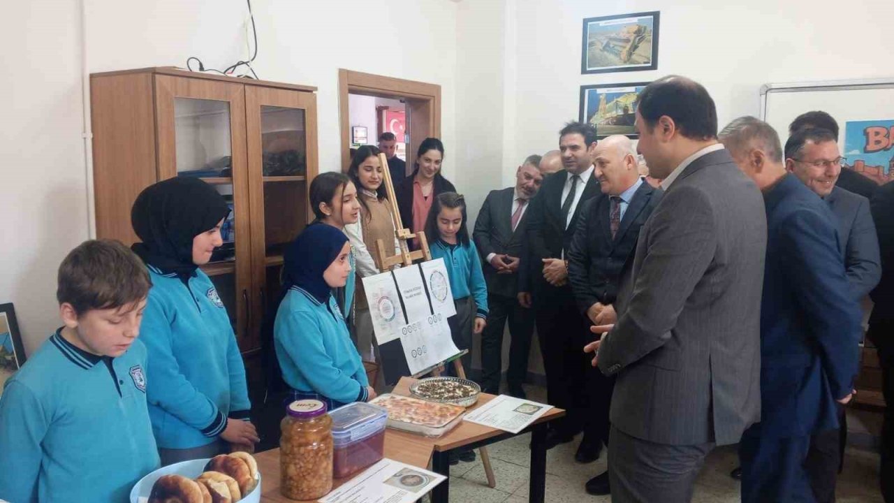 Aydıntepe’de Yerli Malı Haftası farklı okullarda kutlandı