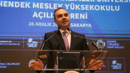 Bakan Kacır: "Askeri insansız hava aracı üretiminde dünya lideri olduk"