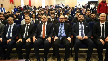 Bakan Yardımcısı Eminoğlu: "81 ilin tamamında gençlik ve spor tesislerimiz var"