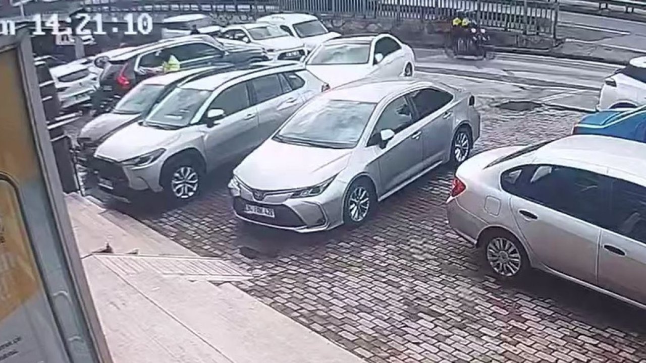 Başakşehir’de bankadan para çeken iş adamına soygun girişimi kamerada