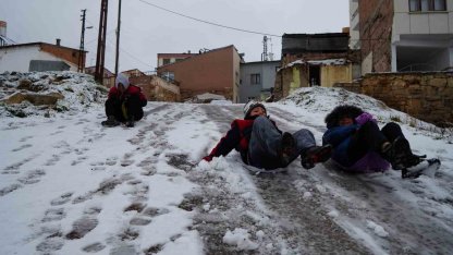 Bayburt’ta termometreler eksi 18’i gördü