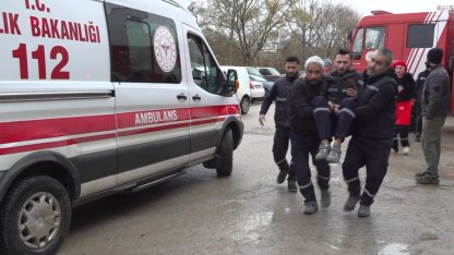 Beton fabrikasında yangın: 2 işçi dumandan etkilendi