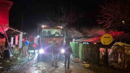 Bigadiç’te ev yangını: 1 ölü