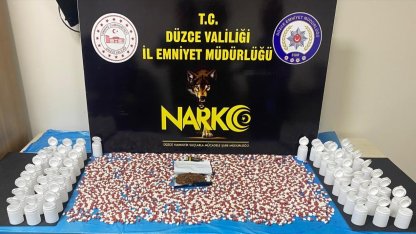 Binlerce uyuşturucu hapla yakalandı
