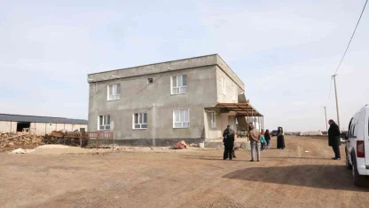 Bir kadının öldüğü, bir çocuğun ağır yaralandığı saldırının altında "sosyal medya paylaşımı" olduğu ileri sürüldü