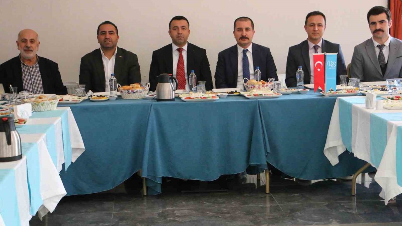 Bölge turizminin kalkınması için seyahat acenteleri ve rehberler buluştu