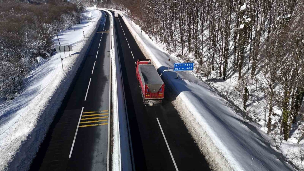 Bolu Dağı’nda kartpostallık görüntüler