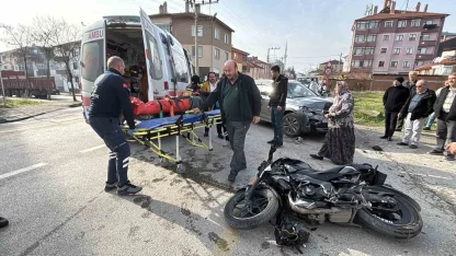 Bolu’da ciple çarpışan motosikletli yaralandı