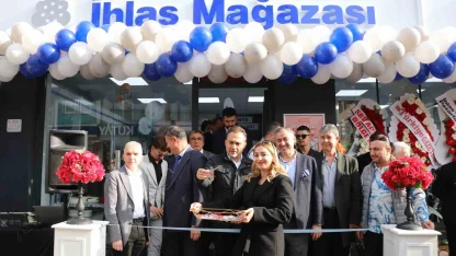 Bolu’da İhlas Mağazası açıldı