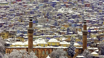 Bursa Ulu Cami dünya finalinde "Viki Anıtları Seviyor"da Türkiye birincisi oldu