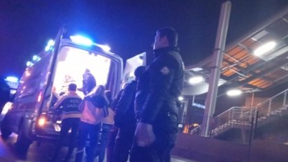 Bursa’da gece saatlerinde eğlence mekanı önünde silahlı kavga: 1’i ağır, 2 yaralı