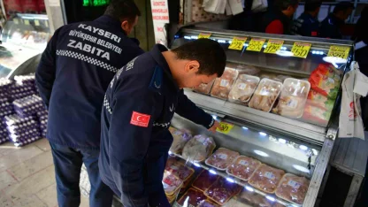 Büyükşehir Zabıta’dan işletmelere denetim