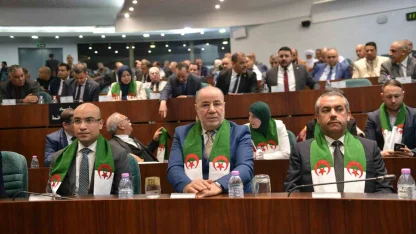 Cezayir’de Fransız sömürgeciliğini suç ilan eden yasa tasarısı oybirliği ile kabul edildi