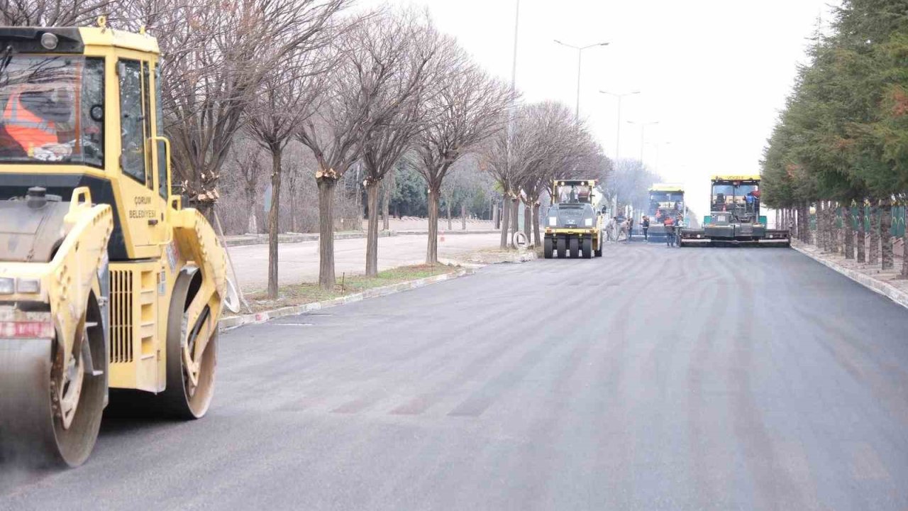 Çorum OSB’ye bin 700 ton asfalt serildi