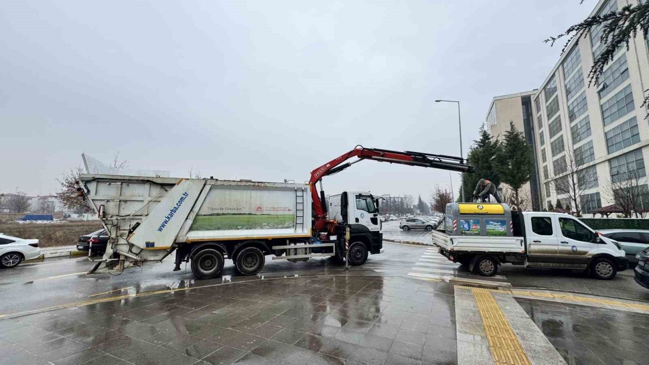 Çorum’da yeni çöp konteynerleri yerleştirilmeye başlandı