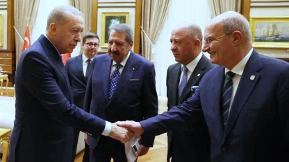 Cumhurbaşkanı Erdoğan, Ankara’nın ekonomi aktörlerini Külliye’de kabul etti