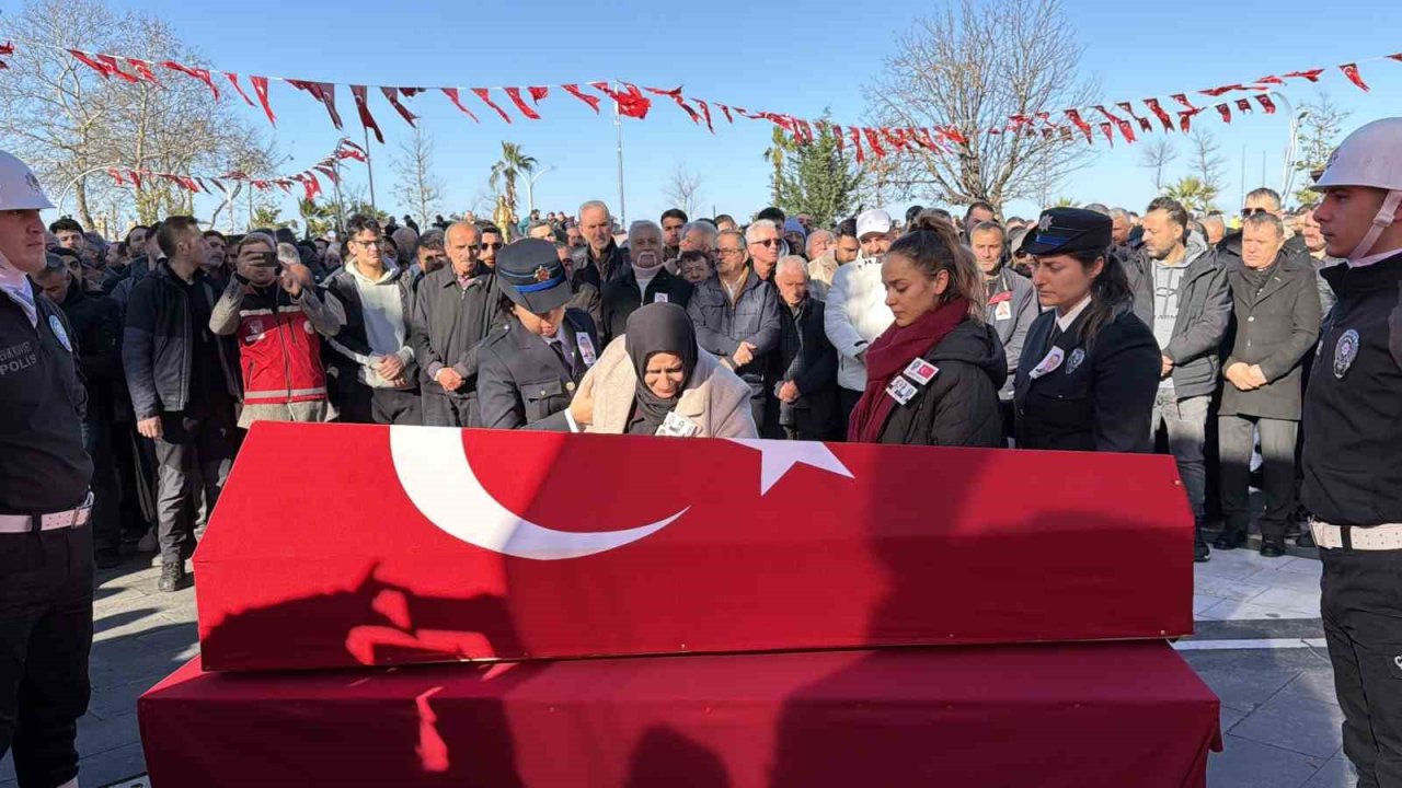 Düzce, şehit Turgut Külünk’ü son yolculuğuna uğurluyor