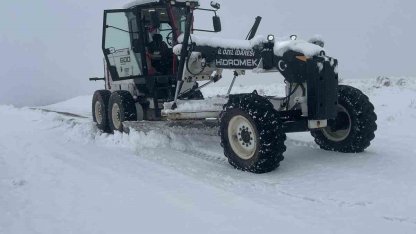 Elazığ’da kapalı köy yolu 111 oldu, ekipler çalışmalarını sürdürüyor