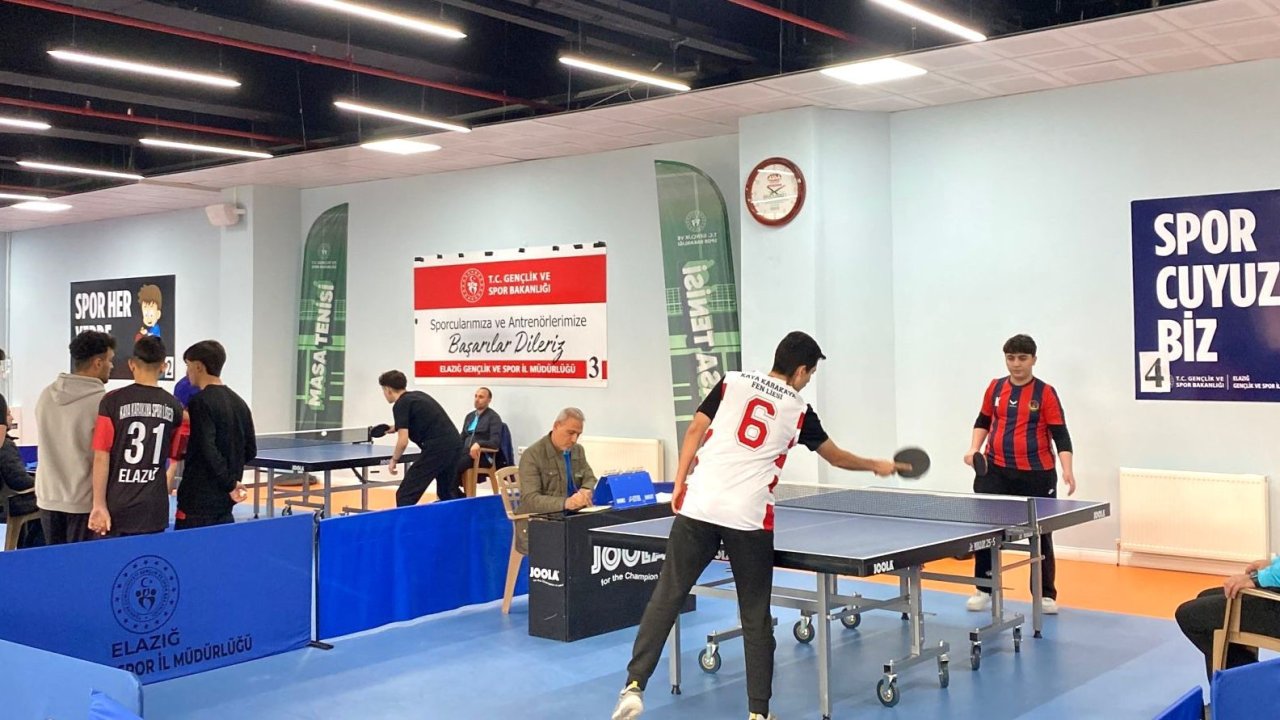 Elazığ’da okul sporları masa tenisi müsabakaları yapıldı