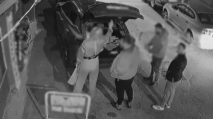 Ellerinde beyzbol sopası yüzlerinde kar maskesiyle gece yarısı vatandaşa kabusu yaşattılar