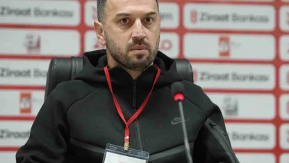 Eskiköy: "Amacımız ligde kalmak, kupaya genç oyuncularla çıkacağız"