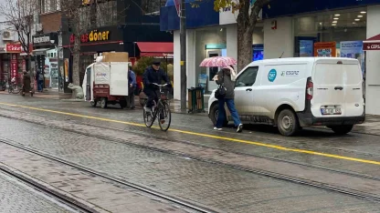 Eskişehir’de yağmur etkisini gösterdi