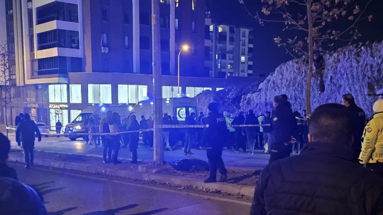 Gaziantep’te feci kaza: Otomobilin çarptığı anne öldü, kızı ağır yaralandı