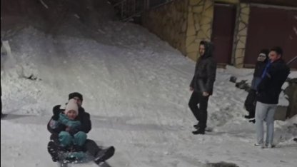 Giresun’da sahilde yağmur, yüksek kesimlerinde kar yağışı etkili oluyor