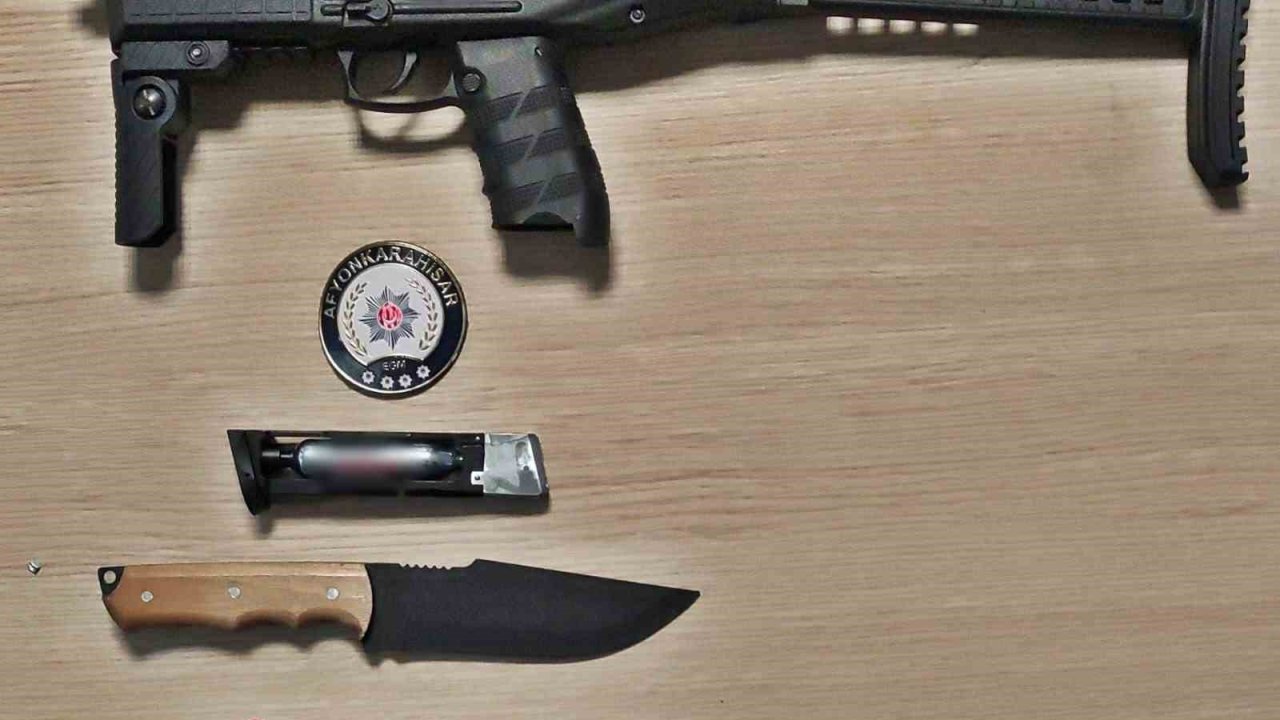 Hapis cezasıyla aranan 20 kişi yakalandı