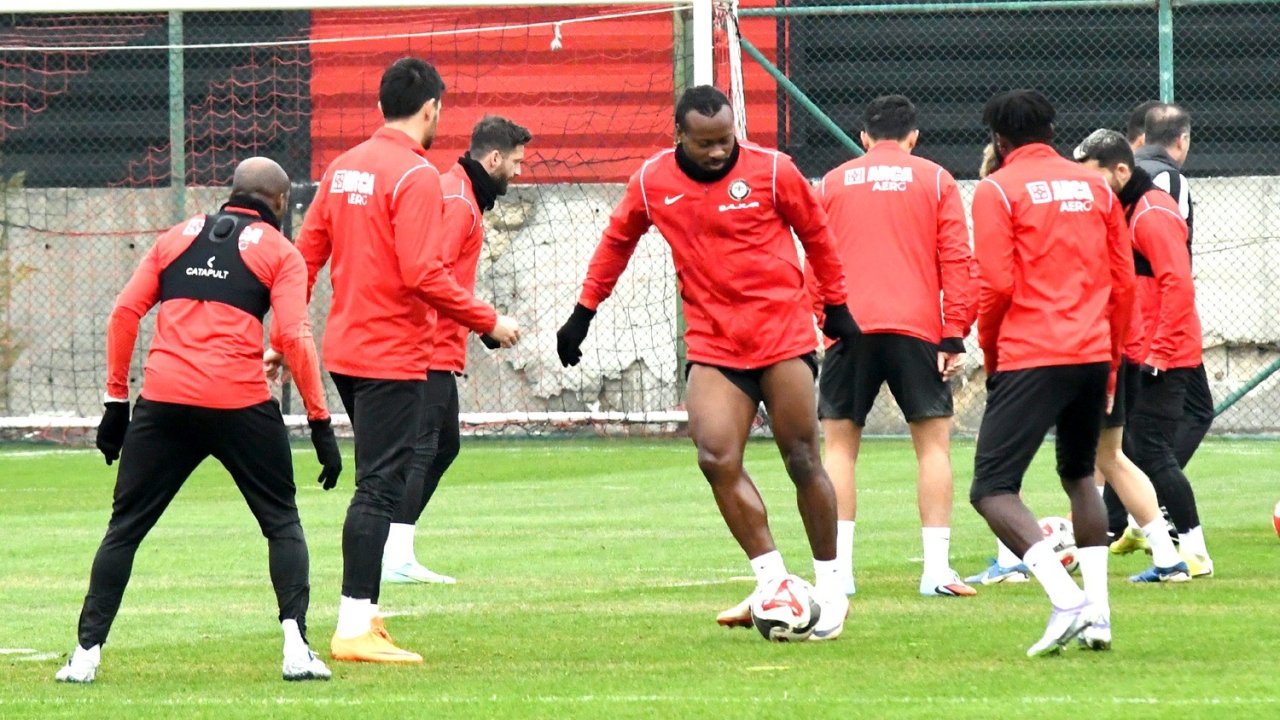 Hüseyin Eroğlu: "Şu anki çıkışımızı son maçta da devam ettirmek istiyoruz"