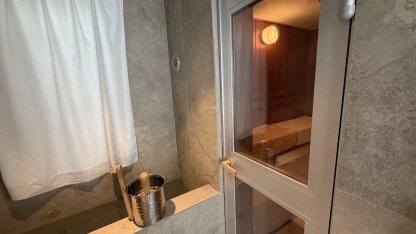 Japonya’daki sauna yangınında mahsur kalan çift hayatını kaybetti