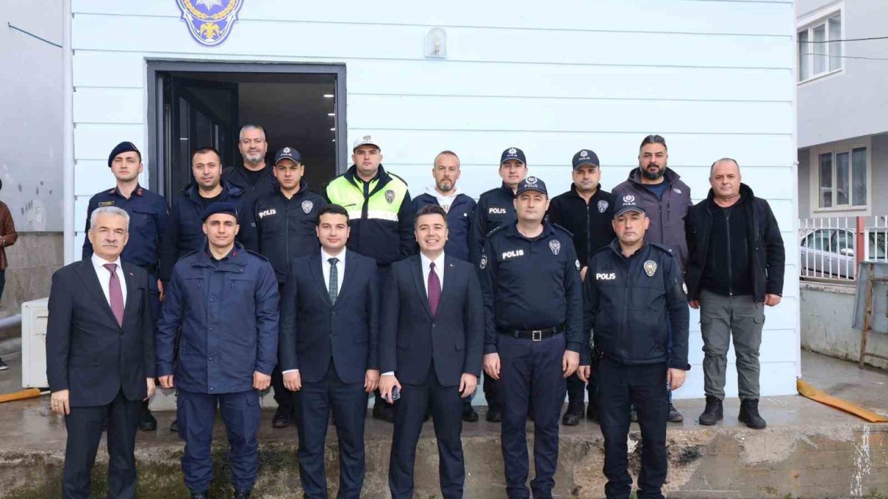 Karacasu’da tayini çıkan savcı ve mal müdürü onuruna veda yemeği