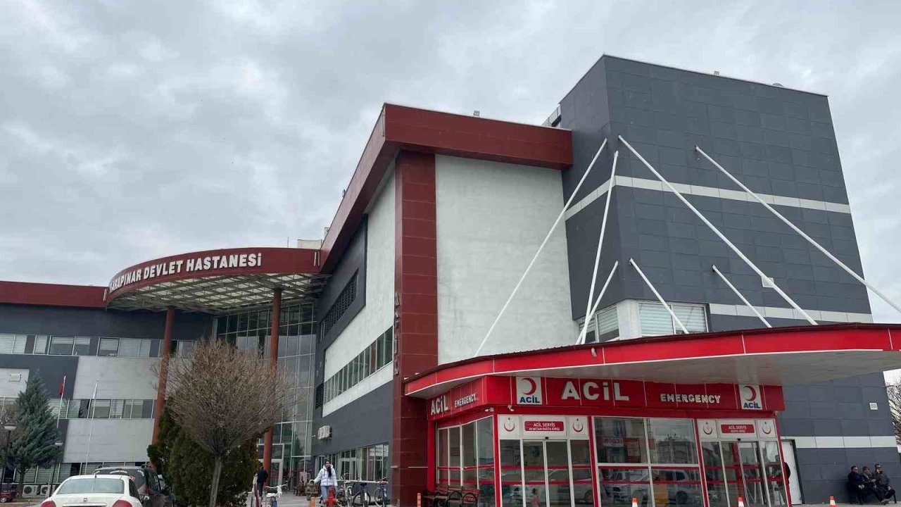 Karapınar’da buzlanan yolda motosiklet kazası: 1 yaralı