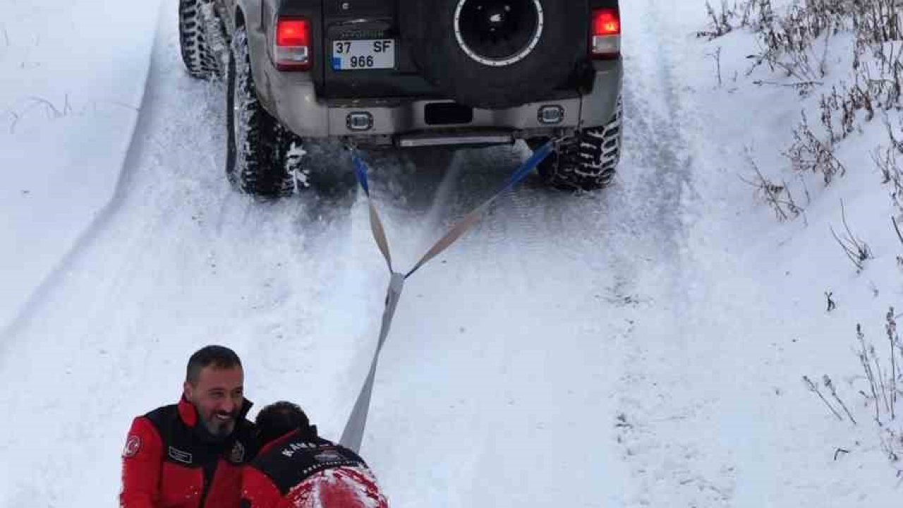 Karın tadını lastikle kayarak çıkardılar