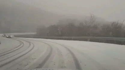 Kırklareli Mahyadağı bölgesinde kar yağışı: Yol trafiğe açık